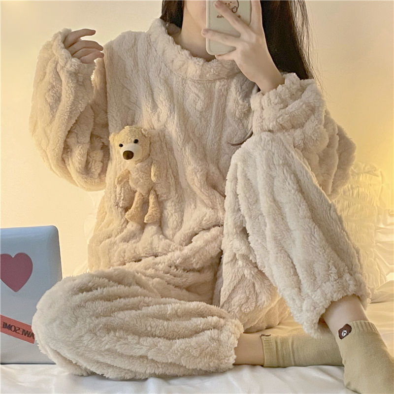 Winter Women Flannel Pajama Sets Cute Round Neck Sleepwear Long Sleeve Coral Velvet Comfortable Loose Lounge Wear Sweet Cartoon