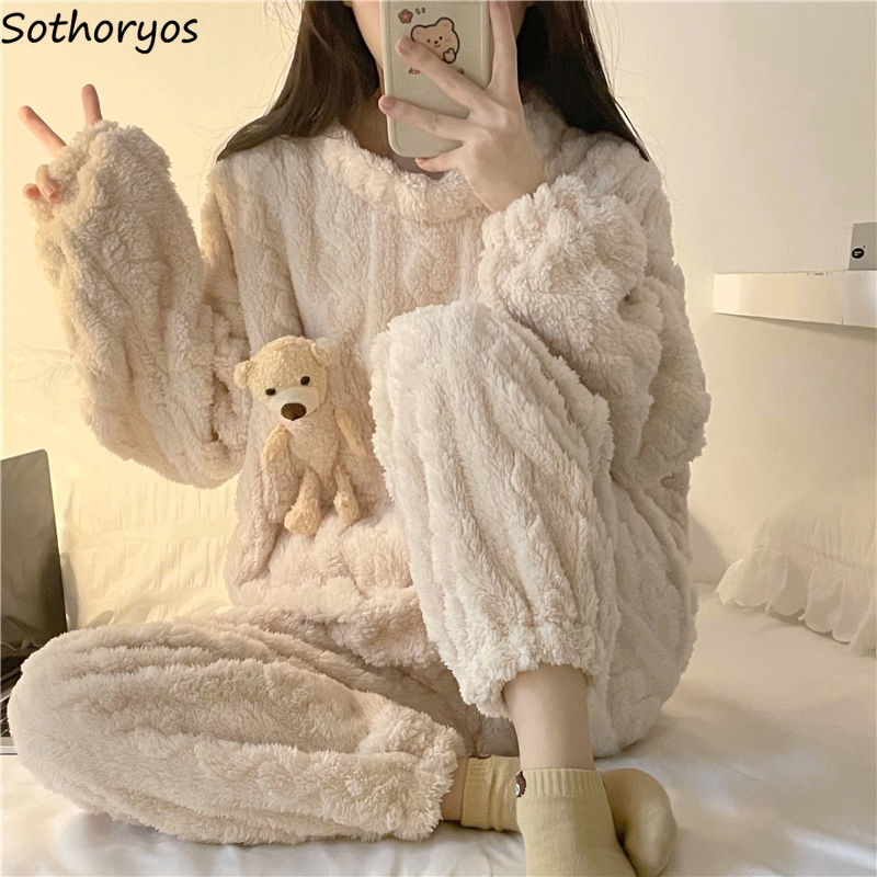 Winter Women Flannel Pajama Sets Cute Round Neck Sleepwear Long Sleeve Coral Velvet Comfortable Loose Lounge Wear Sweet Cartoon