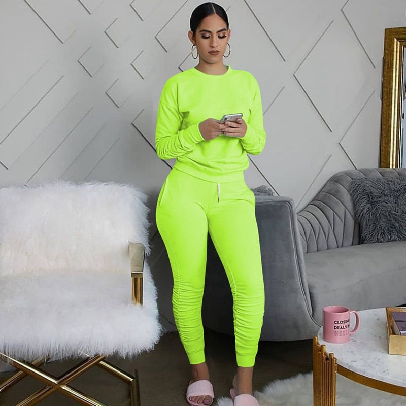 Neon Green Sweatsuits for Women Two Piece Set Long Sleeve Top and Stacked Sweat Pants Set Autumn Tracksuit Women 2 Piece Outfits