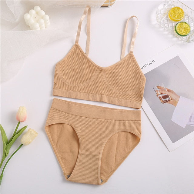 FINETOO Seamless Women Top Panties Set Cotton Tops Low Waist G-String Underwear Set Soft Active Wear Lingerie Fitness Crop Top